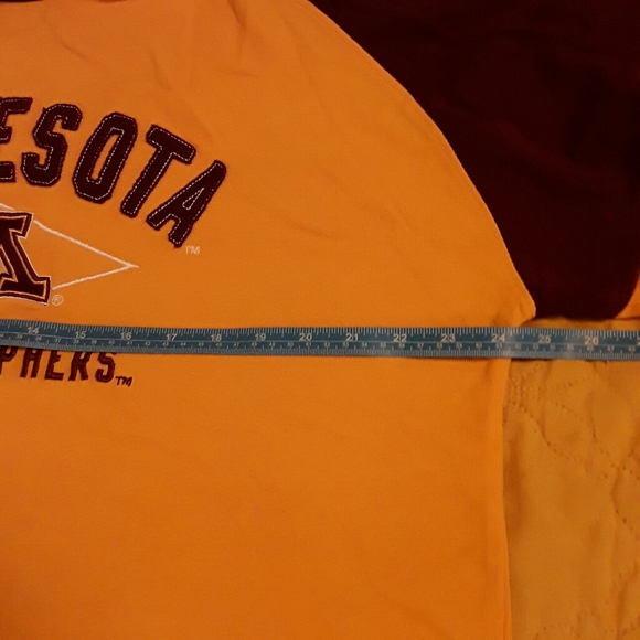 Minnesota Gophers Long Sleeve Top-Size XL (46-48) - Picture 7 of 8